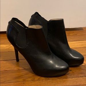 Guess Black Leather Heeled Ankle Booties